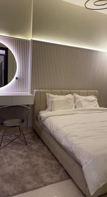 Apartament New Luxury Modern Canal View. Dubaj Zewnętrze zdjęcie