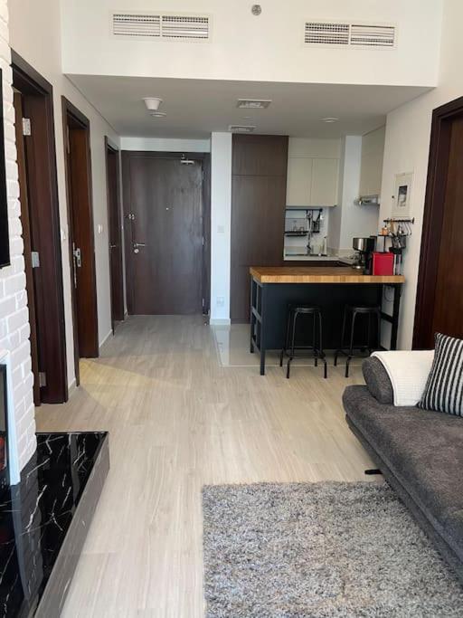 Apartament New Luxury Modern Canal View. Dubaj Zewnętrze zdjęcie